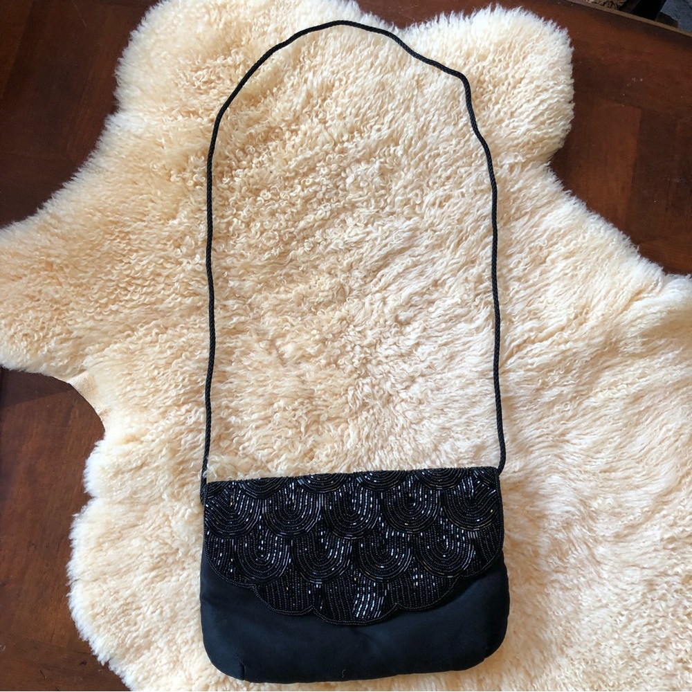 Venizia Black Beaded Art Deco style satin bag w/inside pocket and rope strap - Picture 4 of 7